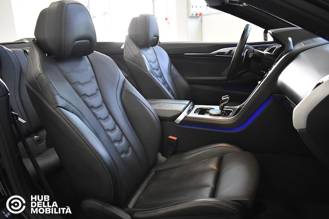 BMW M850i xDrive Cabrio